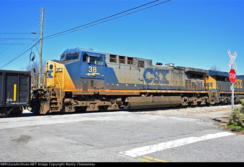 CSXT 38 M692-17